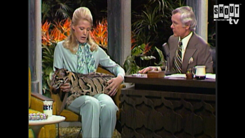 The Johnny Carson Show: Animal Antics With Joan Embery (1/1/75)