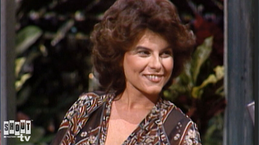The Johnny Carson Show: Hollywood Icons Of The '80s - Adrienne Barbeau (12/12/74)