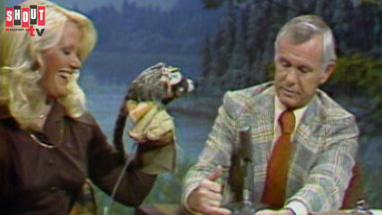 The Johnny Carson Show: Animal Antics With Joan Embery (2/23/77)