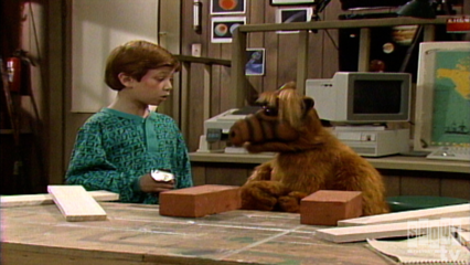 ALF: S2 E20 - Hit Me with Your Best Shot