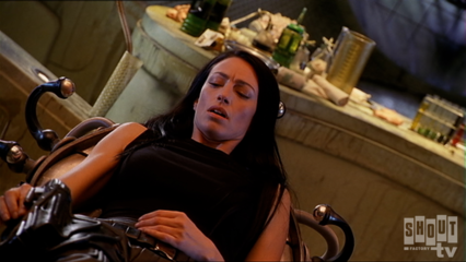 Farscape: S4 E10 - Coup By Clam