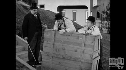 The Laurel & Hardy Show: The Music Box