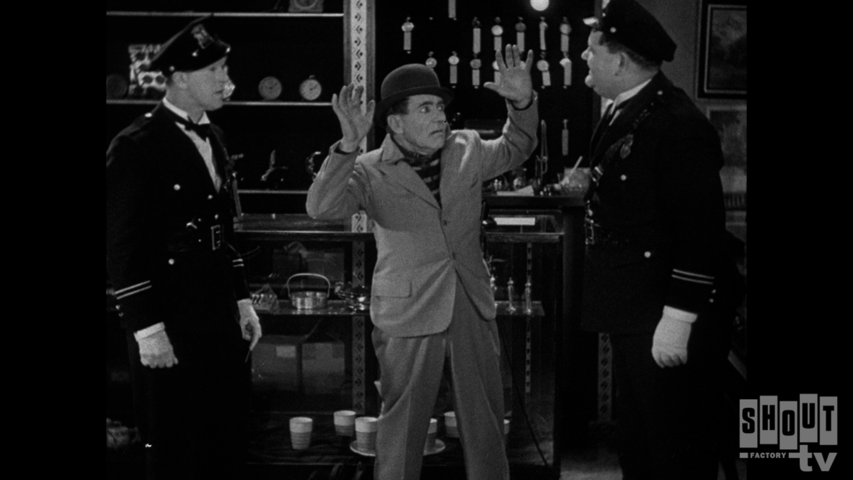 The Laurel & Hardy Show: The Midnight Patrol